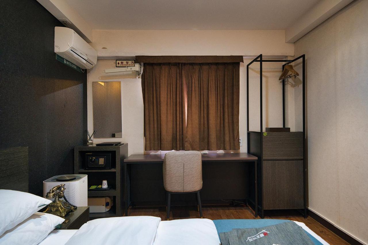 Suwon Dono1796 Hotel Esterno foto
