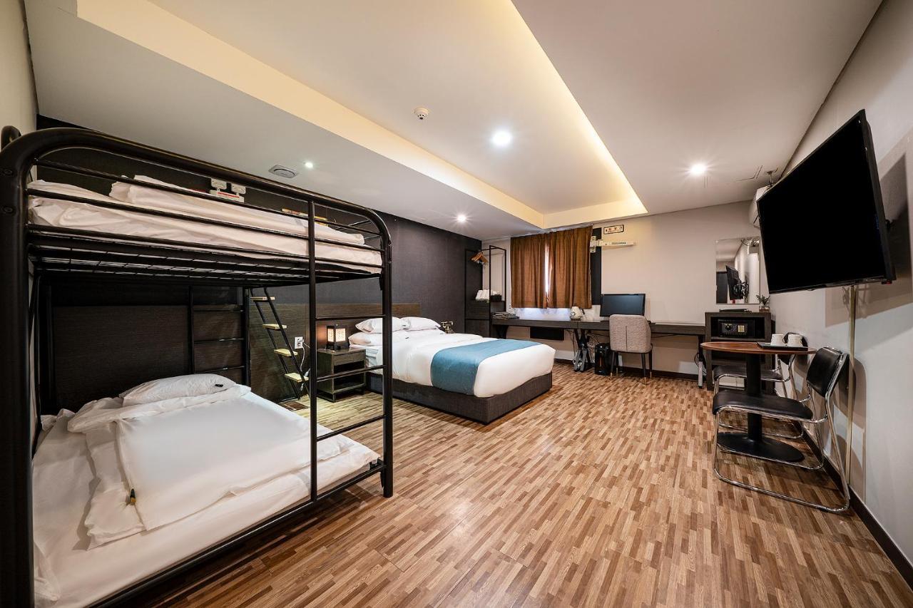 Suwon Dono1796 Hotel Esterno foto