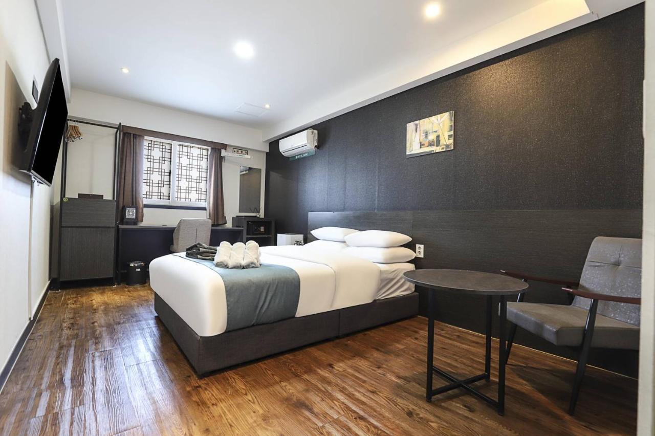 Suwon Dono1796 Hotel Esterno foto