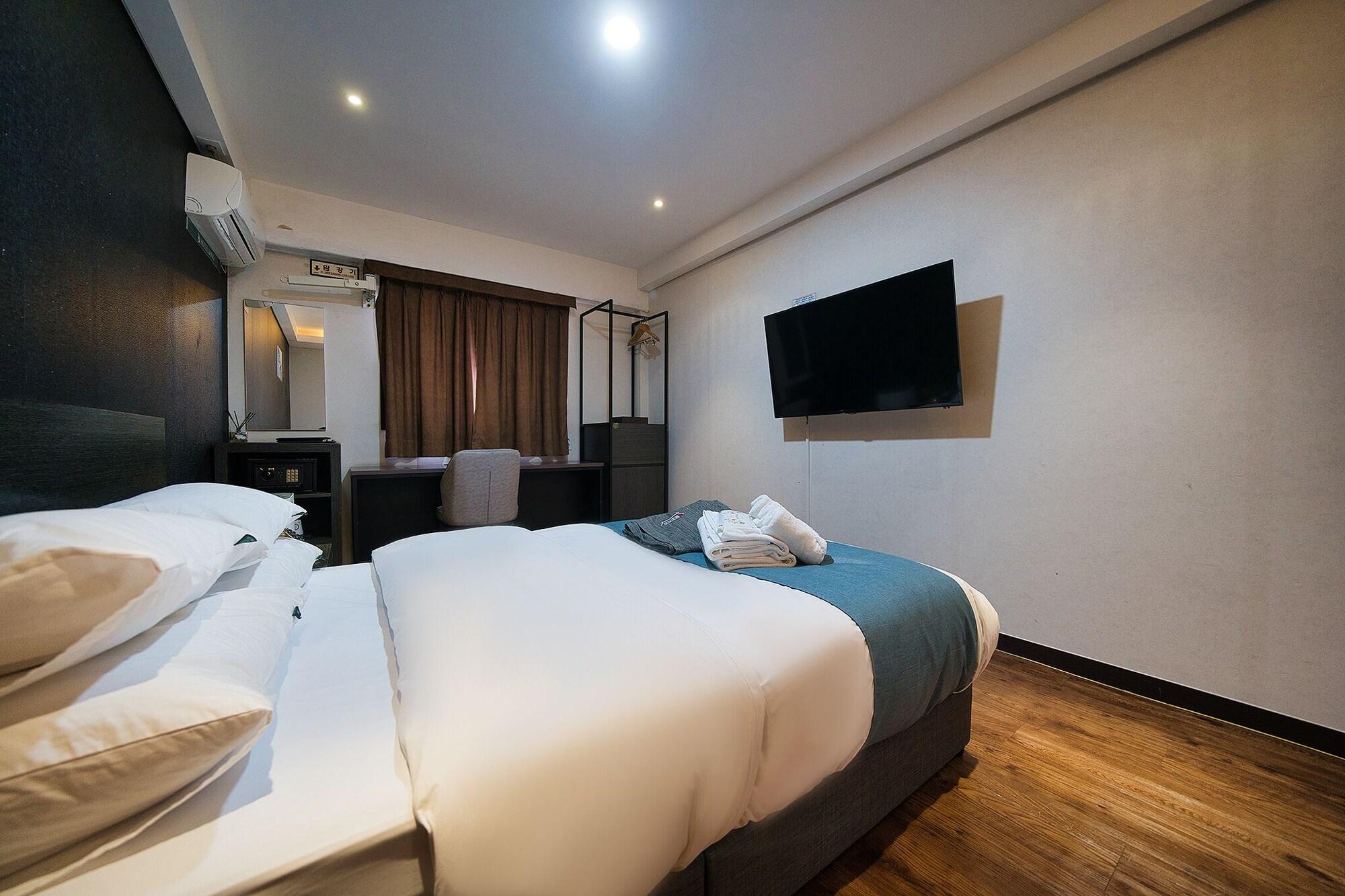 Suwon Dono1796 Hotel Esterno foto